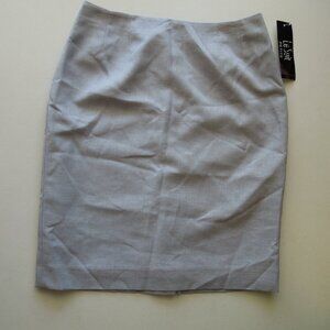 Le Suit Size 2 Petite Grey Skirt